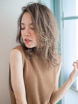 ムーク 平塚(MUUK) 【MUUK平塚/平塚駅】イルミナカラー/シルキーベージュ