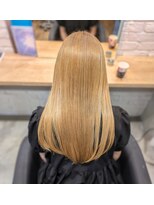 エイト 沖縄豊崎店(EIGHT toyosaki) 【EIGHT 豊崎】お客様スタイル…ハイブリーチ×ブロンド