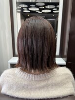 ラボア(La'BOA)&nbsp;春感アップ！ピンクブラウンカラー×外ハネ顎ラインボブ！