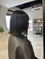 ディコ(Dico) 暗髪ぱつっとボブ