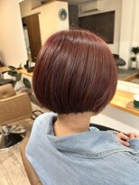 エイチヘアープロダクト(H hair product)&nbsp;ラズベリーレッドカラー×ミニボブ