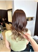 ナチュラルなウェーブと柔らかなグラデーション◎大人ロング