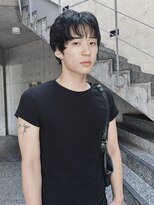 メゾンアクア 表参道(Maison ACQUA)&nbsp;=メンズボブ/フェザーパーマ／MEN’S HAIR/ブルーブラック