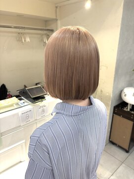 ネオリーブカフ 鶴ヶ峰店(Neolive caff) ミルクティー ナチュラルベージュ ダブルカラー ミニボブ