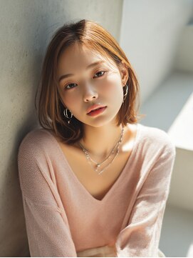 ウル 草加店(ulu) ミディアムレイヤー 大人ガーリー