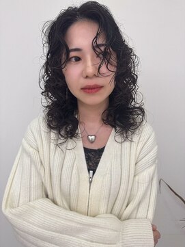 ヤウ(YAU) ウルフロングパーマ