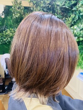 レガーロ(regalo) ミディアム・レイヤー