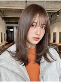 ミディアムレイヤー顔周りカットハッシュカットワンホンレイヤー
