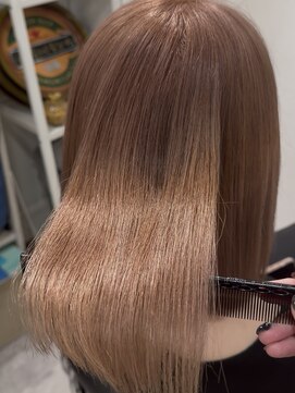 ロジャー(ROGER) ミルクティーベージュ