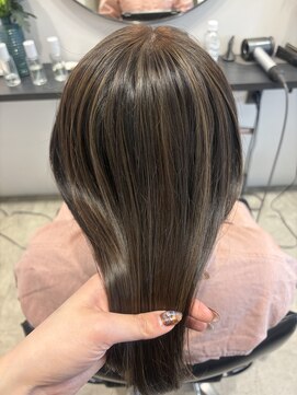 エスデザイン(es design) お白髪ぼかしハイライト