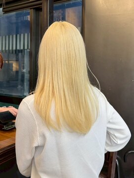 アンドケー 那覇おもろまち店(and K) ブロンドベージュ/ハイトーンカラー