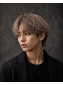 20代韓国風センターパート×メンズカラー×ブリーチ