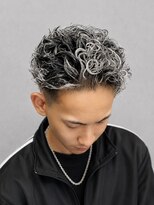 スター 稲沢店(STAR)&nbsp;20代メンズホワイトメッシュ韓国風ショート