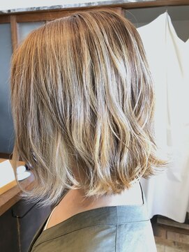 ベランダ(veranda) ハイライトグレージュ・インナーカラーハニーイエロー