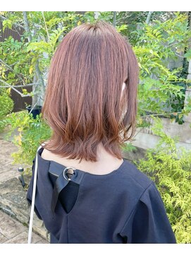 ガレリアエレガンテ 可児店(GALLARIA Elegante) カシスピンクベージュ×ひし形耳かけボブ