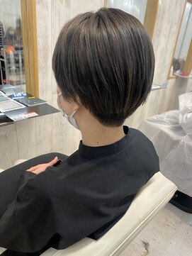 ルース(RUTH) 刈り上げショート