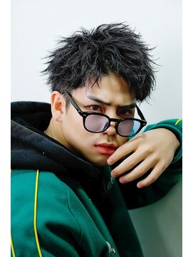 クオル 立川(QOL) ツイストスパイラル/メンズパーマ/眉毛/メンズカット