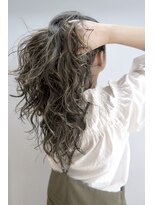 シエルブルー(ciel bleu)&nbsp;外国人風カラー×ロング ウエーブ