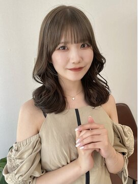 ルーナ(Luna) モテ髪 オリーブベージュ くびれセミロング