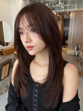 ノイカーム(noi Calm) 顔周りレイヤーカットくびれヘアミルクティーベージュカラー