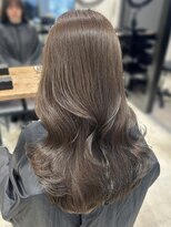 エヌアイ オモテサンドウ(ni omotesando)&nbsp;☆透明感オリーブグレージュ くびれヘア レイヤーカット☆