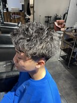 ダンパチバイケンジ(Danpachi by KENJE)&nbsp;ショート　ピンパーマ