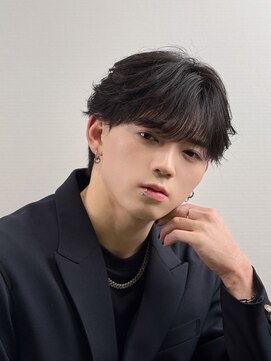 グランツ 天神赤坂(GLANZ) フェザーショート/フェザーパーマ/波巻きパーマ/メンズカラー/