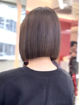 ロンドヴァリー 渋谷店(Lond vallee) くすみベージュ/ボブ/前髪/レイヤー/小顔/髪質改善/縮毛矯正渋谷