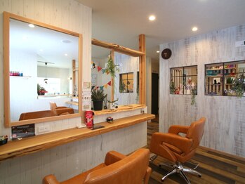 スモール チェンジ (the small change by LeR)の写真/居心地の良い空間と、高い技術力が自慢◇お客様一人一人に合わせた施術で、満足度の高いスタイルを実現☆
