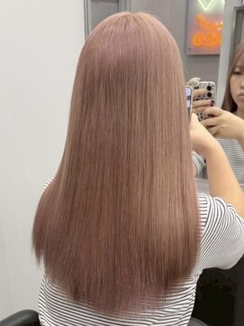 ウィコ 新宿(WICO) ピンクベージュ[新宿駅/ホワイトブロンド/イメチェン/美髪]