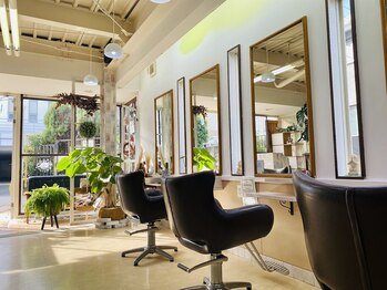 ヘアメイク ルポ(Hair Make rePos)の写真/完全予約制のプライベートサロン！リーズナブルなのに確かな技術、経験豊富なスタイリストが最後まで対応◎