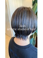 アッシュ アーティスティック スタジオ オブ ヘア(Ash artistic studio of hair)&nbsp;ショートウルフ×ブルーハイライト