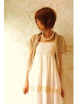 ブーケ(BOUQUET)&nbsp;横からのシルエットがキレイにみえる前下がりショート