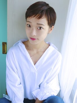 バース(BIRTH) 天神【 BIRTH 】ショートバング × 耳かけナチュラルショート 2