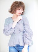 大人ボブ　外ハネウェーブ スタイル