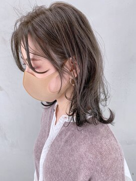 アイティーバイアルバム 藤沢店(IT by ALBUM) レイヤーミディ_マッシュショートカーキグレージュ_ba323331