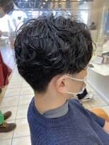 クオリス 上板橋店(QUALIS)&nbsp;ツーブロ×刈り上げ簡単セットスタイルウェーブパーマスタイル