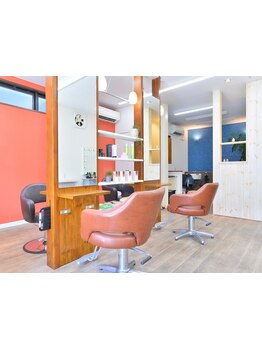 地元で一番「居心地の良いサロン」を目指します！髪のお悩みや理想など、お気軽にお話しください♪