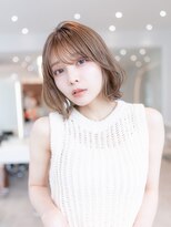 メゾンバイハバナ(maison by HAVANA)&nbsp;20代30代大人かわいい斜めバンググレージュカラー小顔前髪ボブ