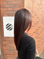 イイナヘアガレージ(117)&nbsp;【117hairgarage】ナチュラルグラデーション_ワインレッドカラー