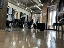 カズヘア 段原店(Kazu Hair)の雰囲気（店内）