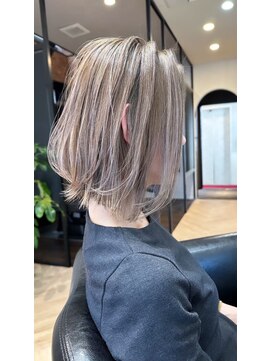 ハーツ(Heart's) 30代40代50代白髪ぼかし艶髪ボブ