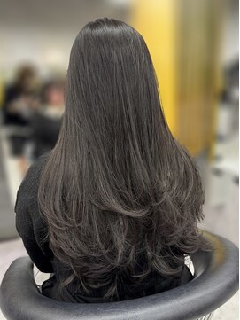 ブロウ ネックス ザ サロン 表参道(VLOW nex the salon) アッシュグレージュ　レイヤーカット　韓国ヘア　掛札