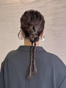 ツキヘア(TUKI hair) お呼ばれヘア/タイトアレンジ/カチモリ