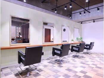 Liris　hair【リリスヘアー】