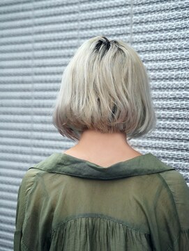 アース 溝の口店(HAIR&MAKE EARTH) ハイトーンボブ[溝の口/髪質改善/縮毛矯正/白髪ぼかし]