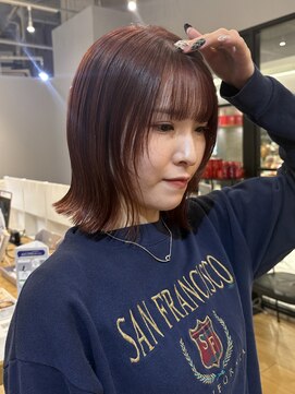 ジアン バイ ミルボン NU茶屋町+(GIEN by milbon) チェリーレッド/くびれボブ/暖色ボブ/顔周りレイヤー/吉岡美音