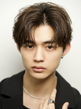 ルーシー 川越(LUCEY) センターパートフェザーパーマシャドウパーマメンズパーマ