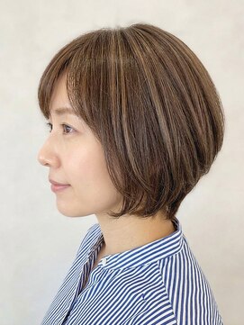 アース 上本町店(HAIR&MAKE EARTH) 白髪ぼかしハイライト◆30代40代50代,ひし形ショート