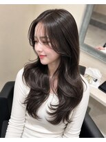ネリネ 北千住駅東口学園通り前(Nerine)&nbsp;上品ツヤロングレイヤー/韓国風レイヤーカット/髪質改善